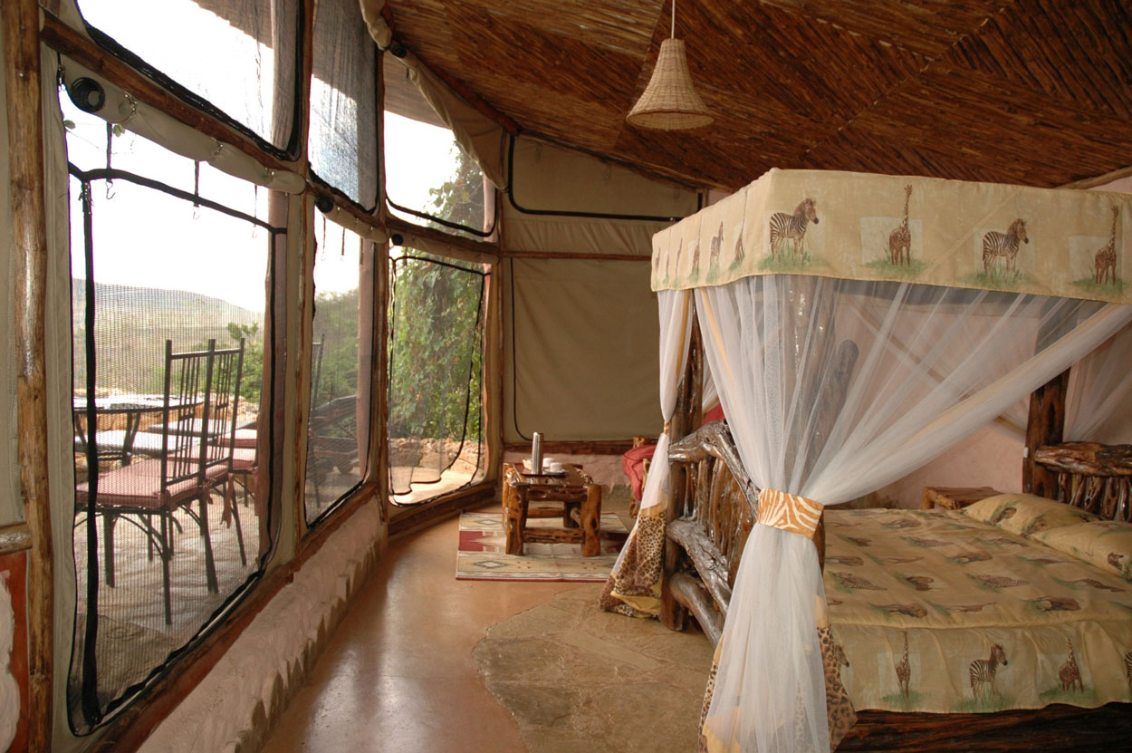 Rhino Valley Lodge - Evacay Africa - Leading Online Safari Operator